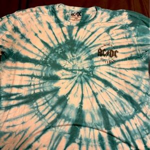 AC/DC shirt large